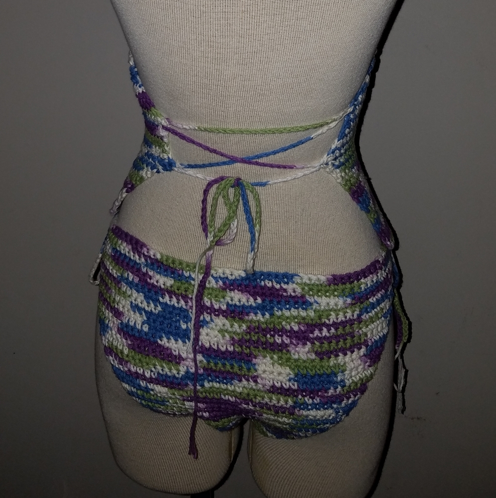Crochet Bikini - Picture 2 of 7